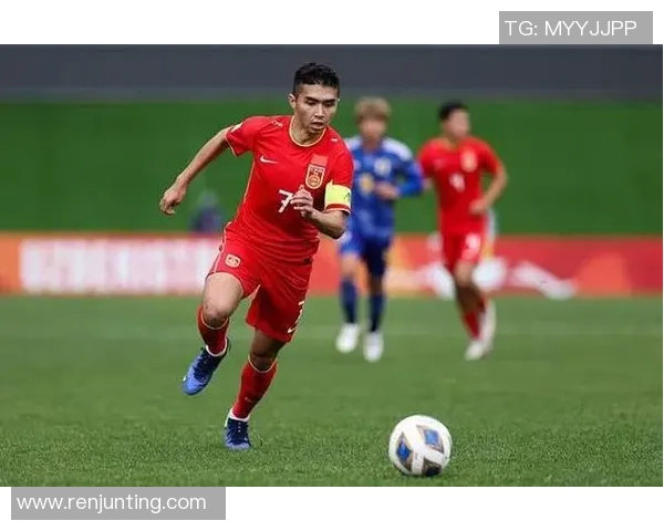 外国足球球星亲临中国小学与学生互动 共筑足球梦想培养未来之星