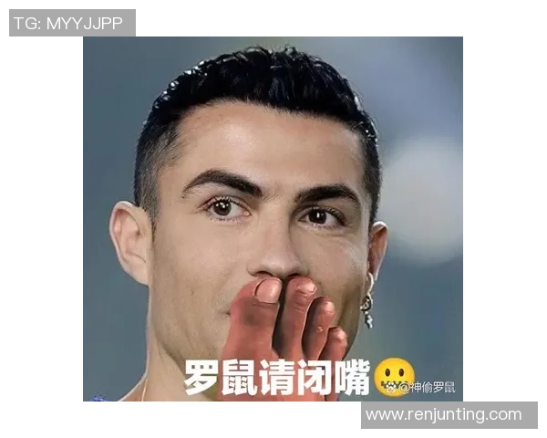 球星们的自拍瞬间:足球场上不为人知的另一面